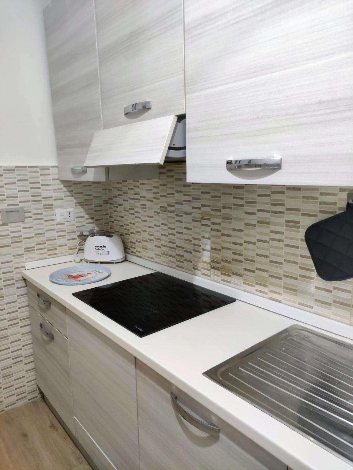 Metro Mirti Rome Suite Exterior foto